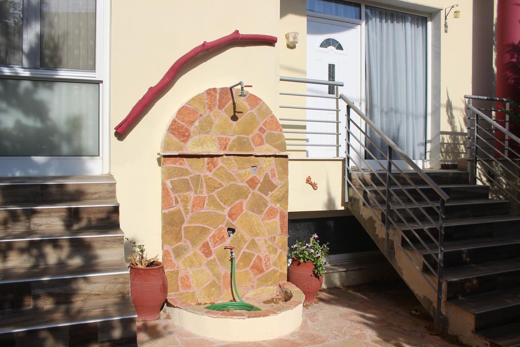 ניאה מיכאניונה K&V Apartments מראה חיצוני תמונה